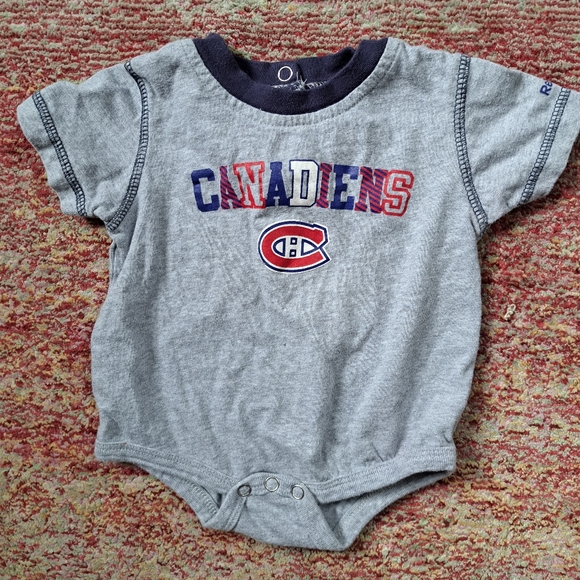 NHL Official Canadiens Onesie - Habs 6-9 months size - Picture 1 of 5